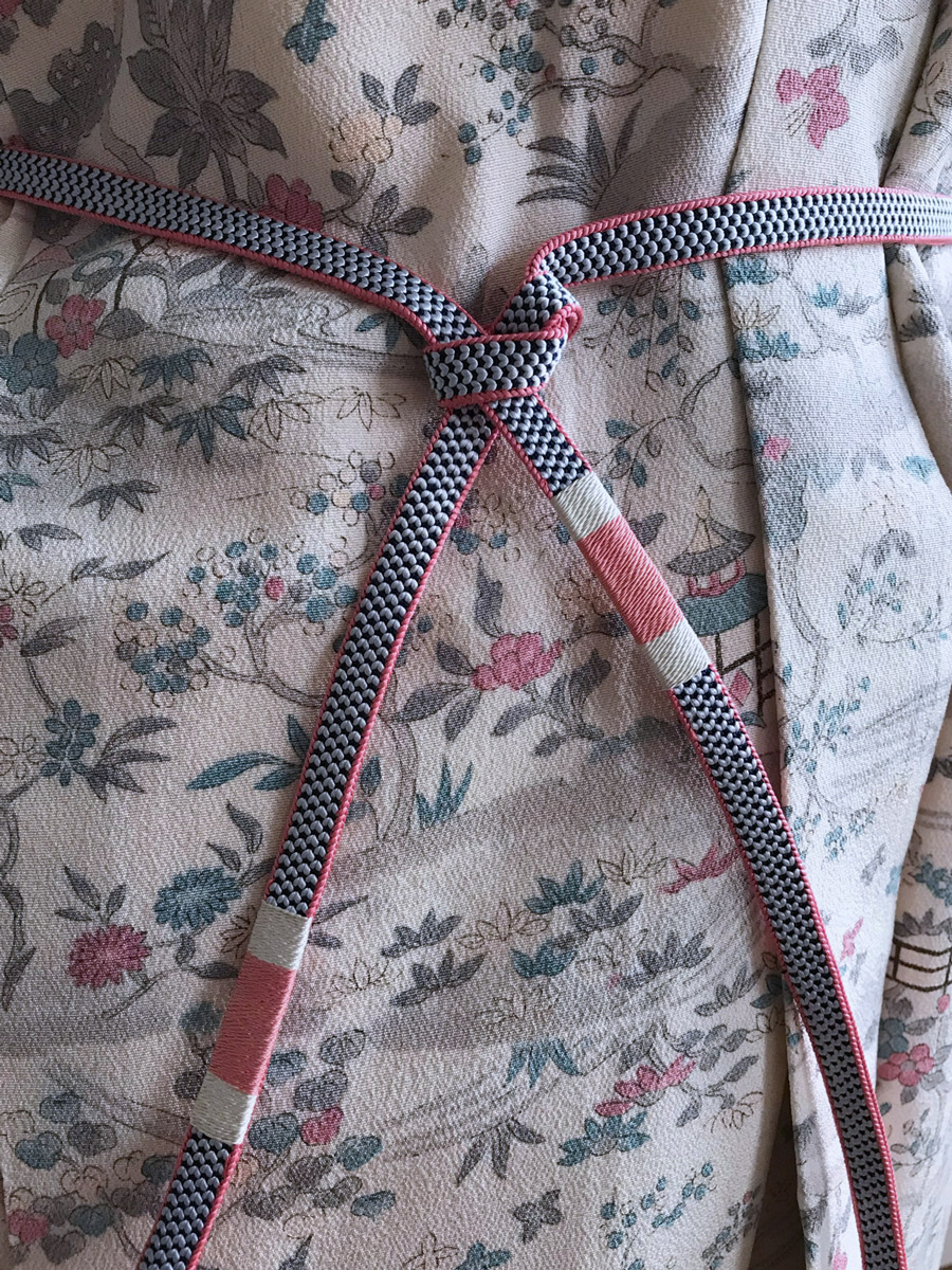 Vintage silk woven cord (obijime) in blue and pink