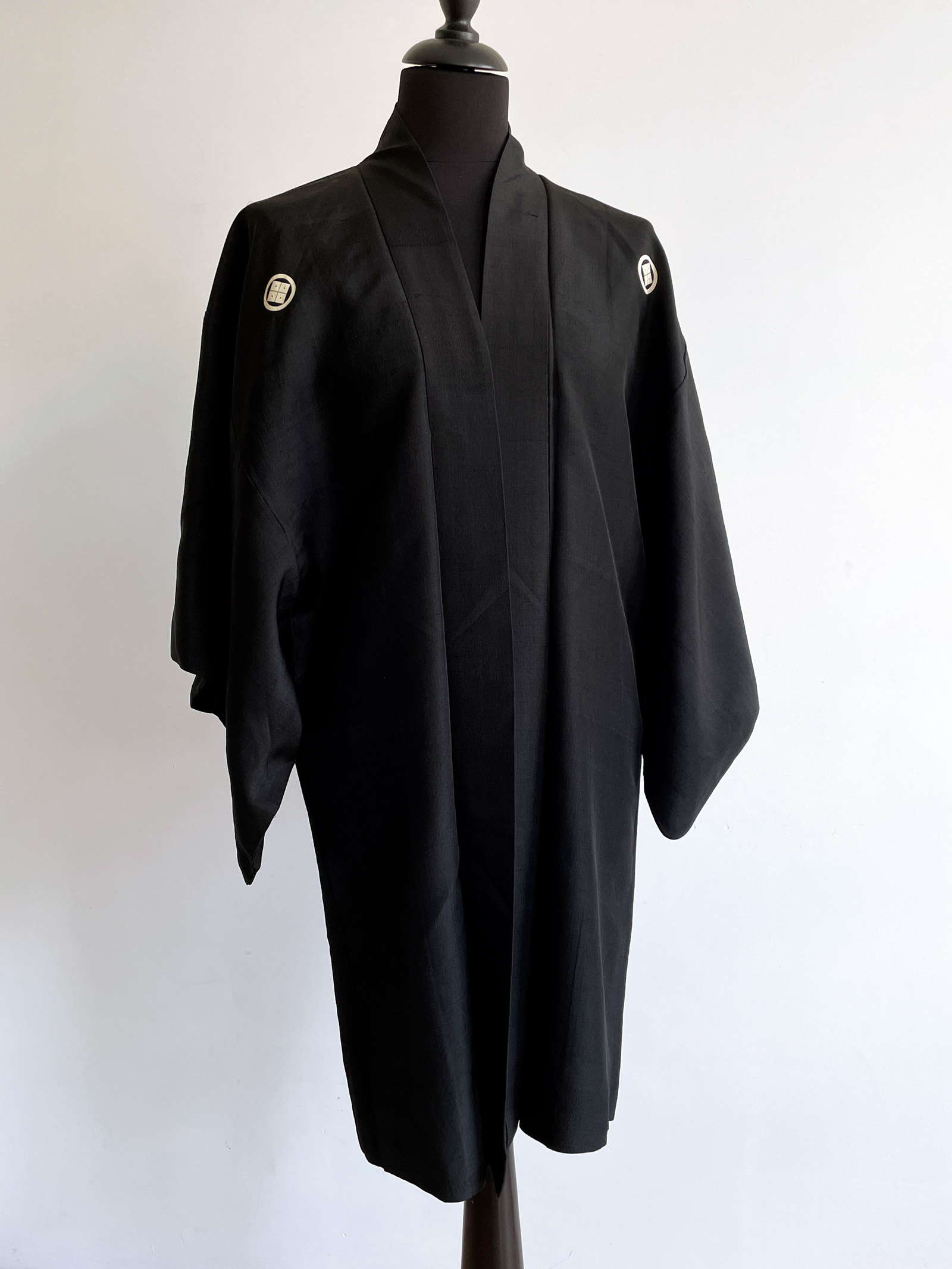 Yoshio – silk black Kimono jacket for men