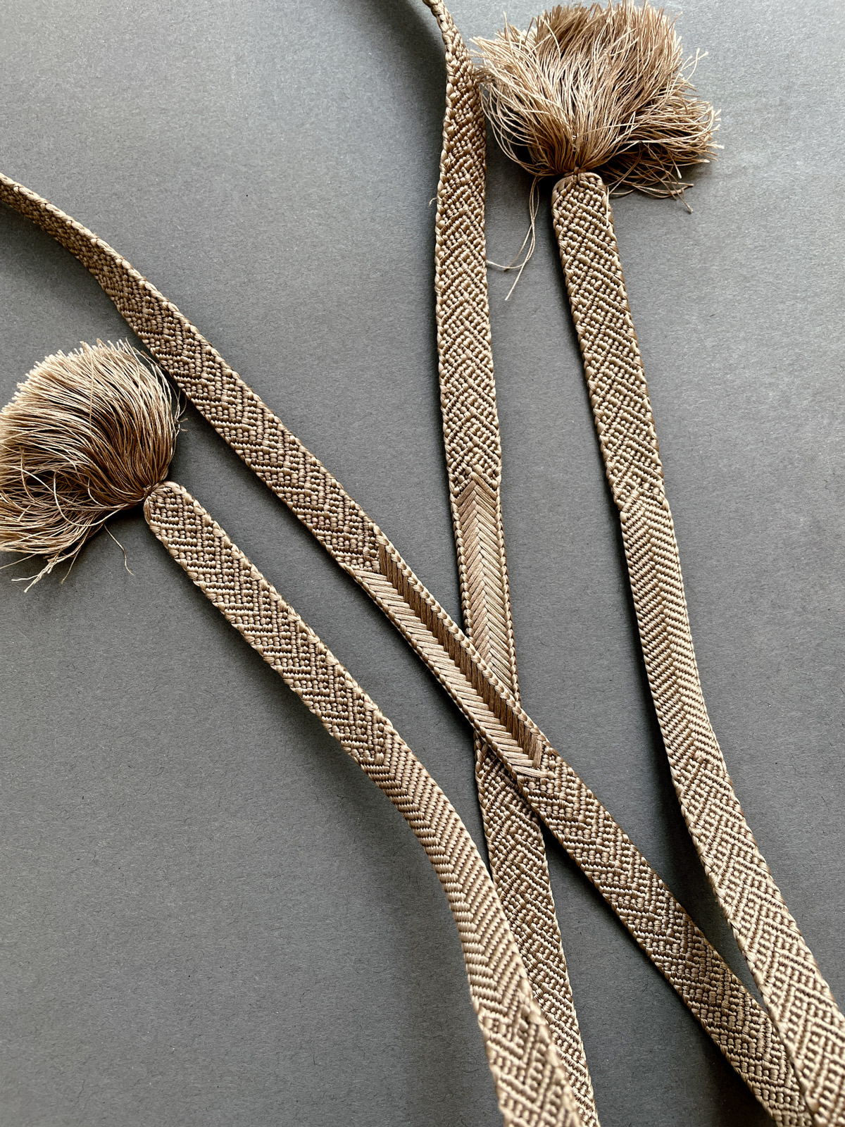 Brown-beige silk cord (Obijime)