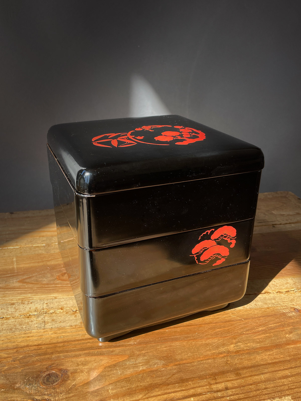 Jubako – black lacquerware 3-layered box