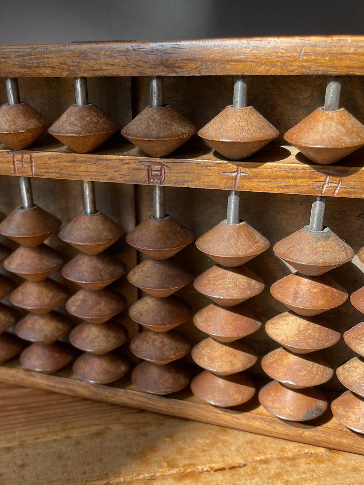 Soroban – vintage wooden abacus