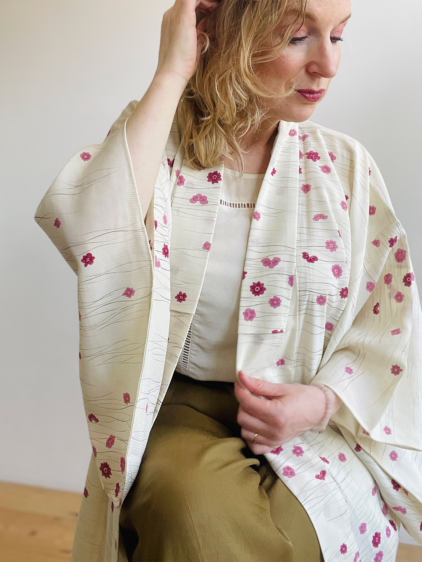 Hanami – summer Kimono with flower print