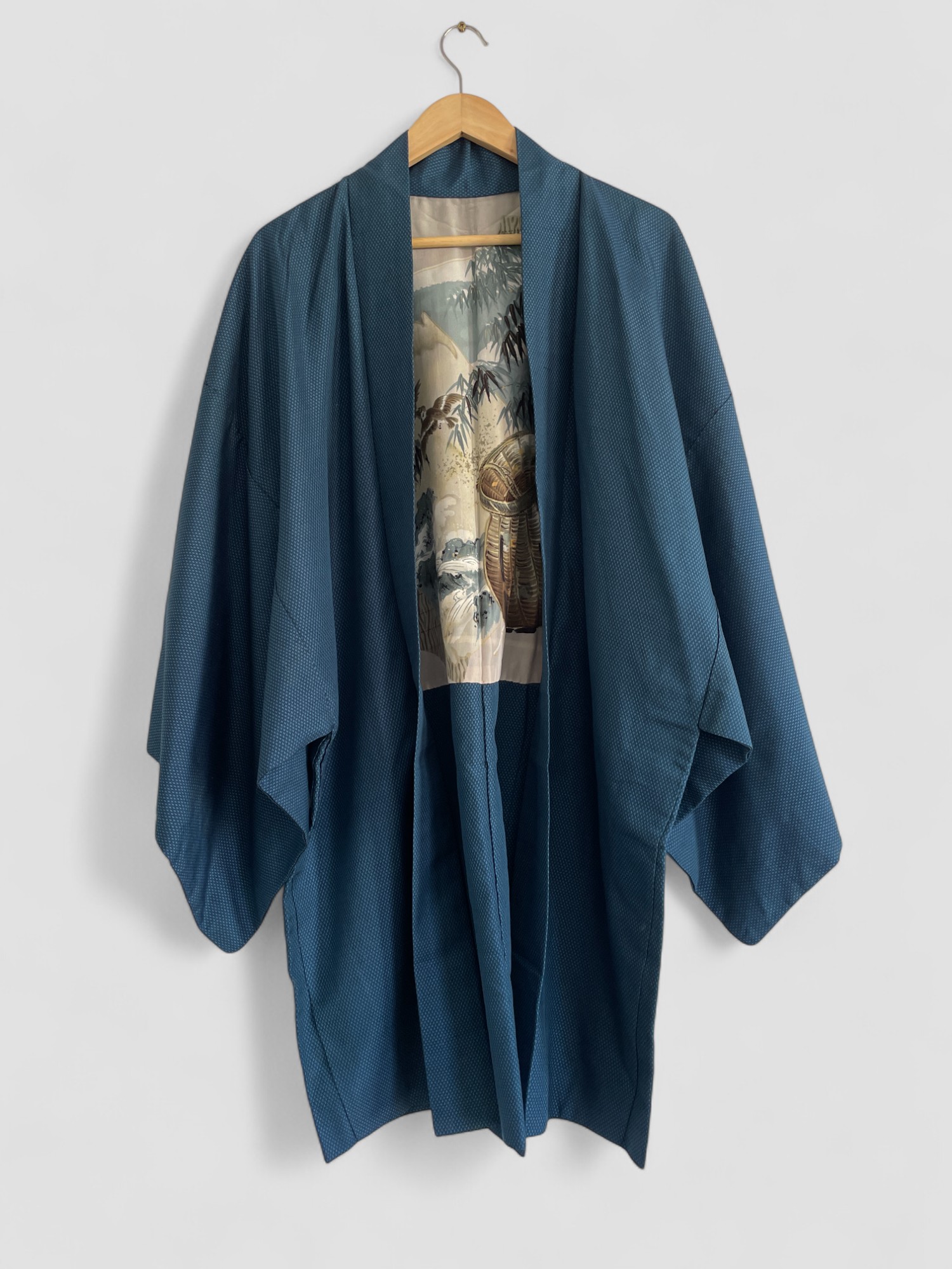 TORI – silk men’s Haori (Kimono jacket) in bright blue