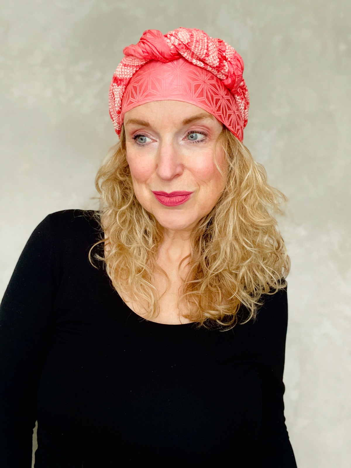 Vintage silk scarf – Pink Shibori