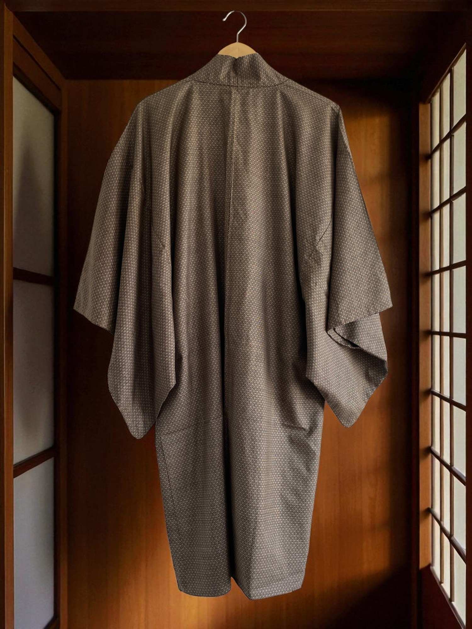 SUZUME – vintage Oshima Tsumugi silk Kimono Haori for men with hand-painted silk lining