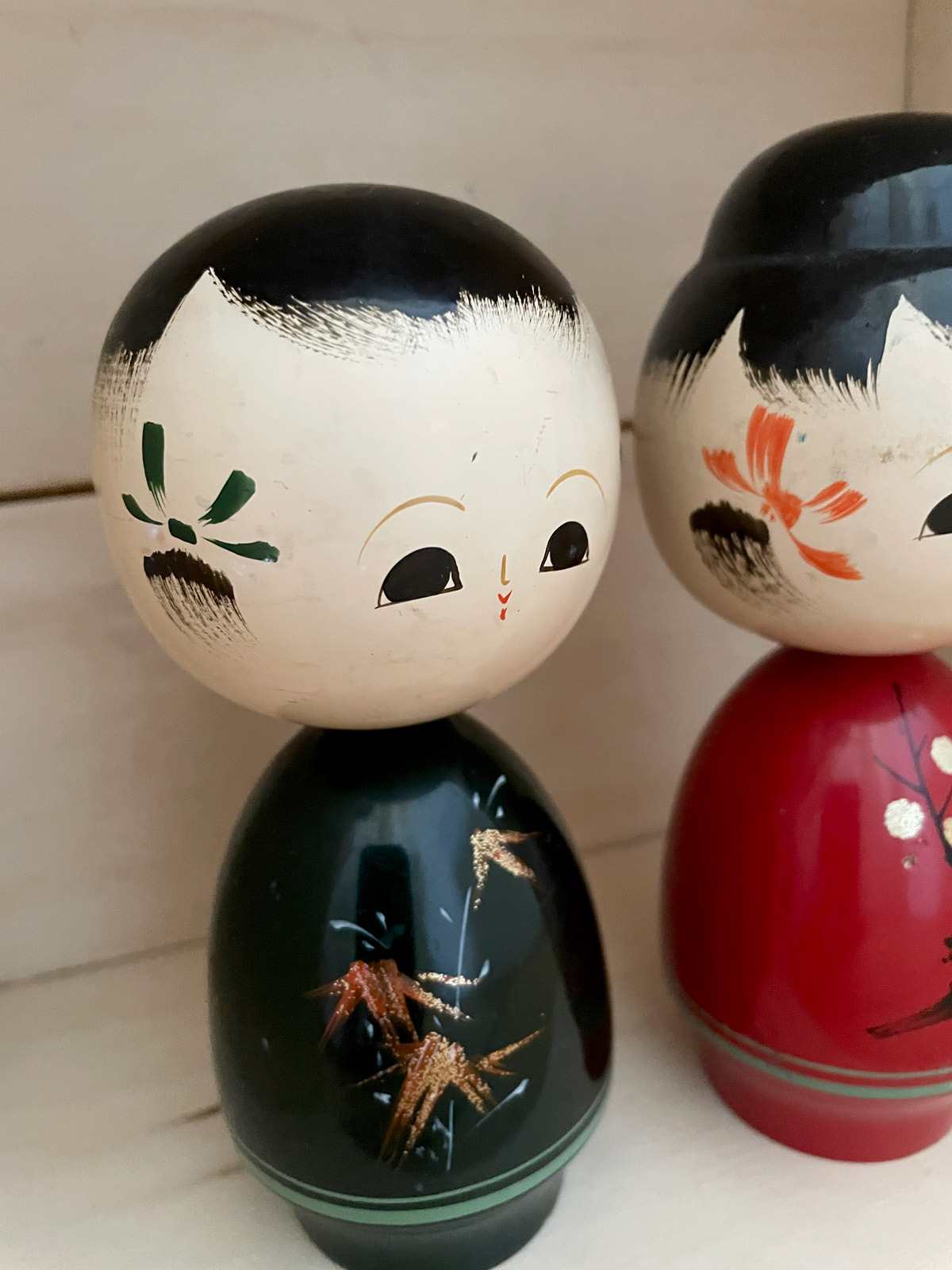 Vintage Wajima lacquer Kokeshi doll set