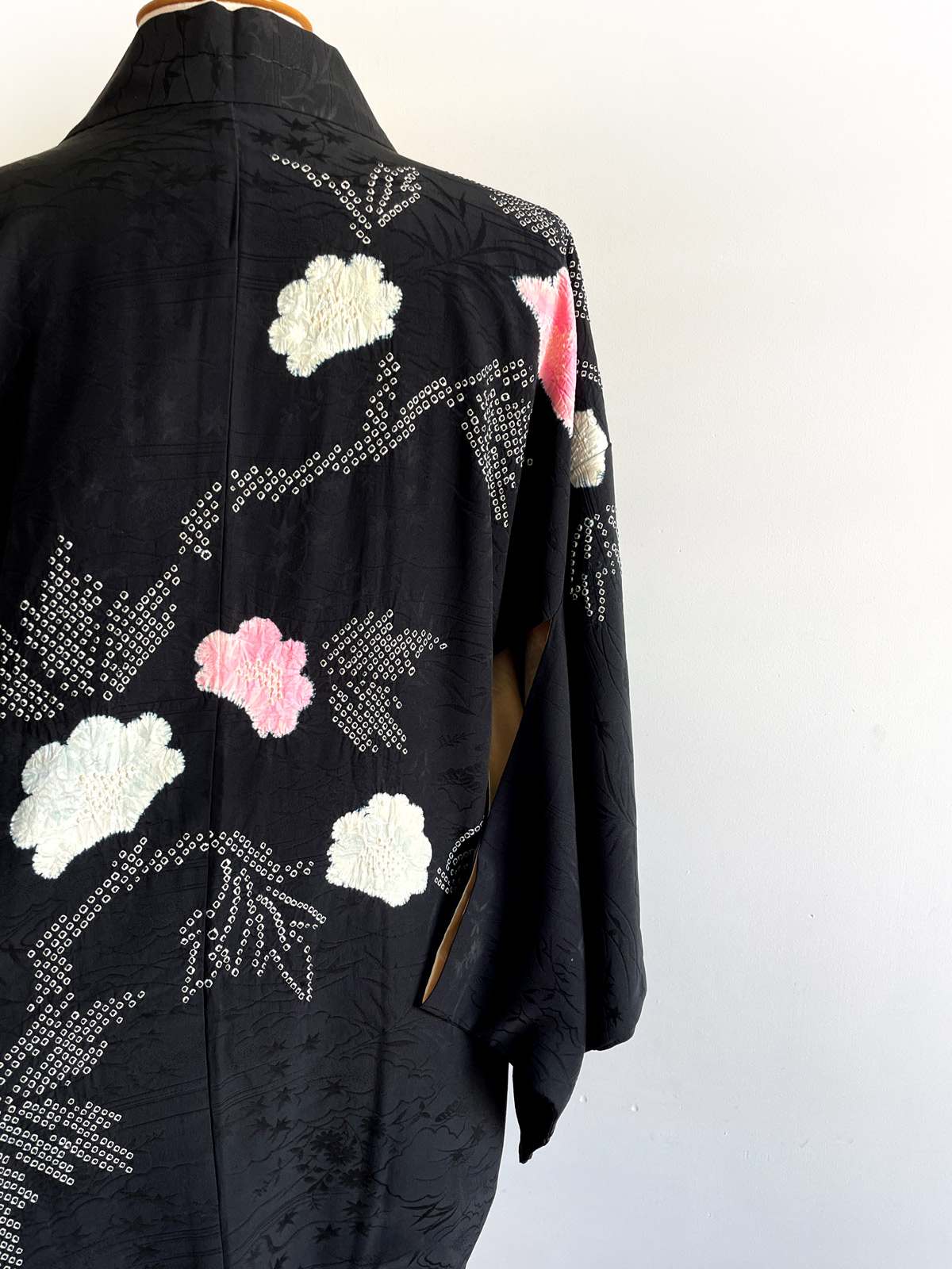 kimono netherlands, natsukashii, nederland, haori, silk, black, shibori, vintage, hallelujah