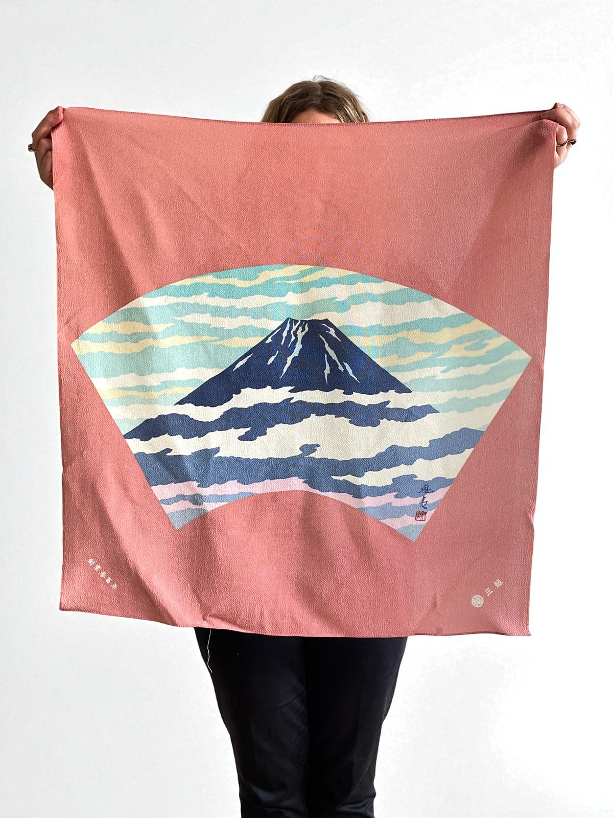 netherlands kimono natsukashii furoshiki mitsukoshi