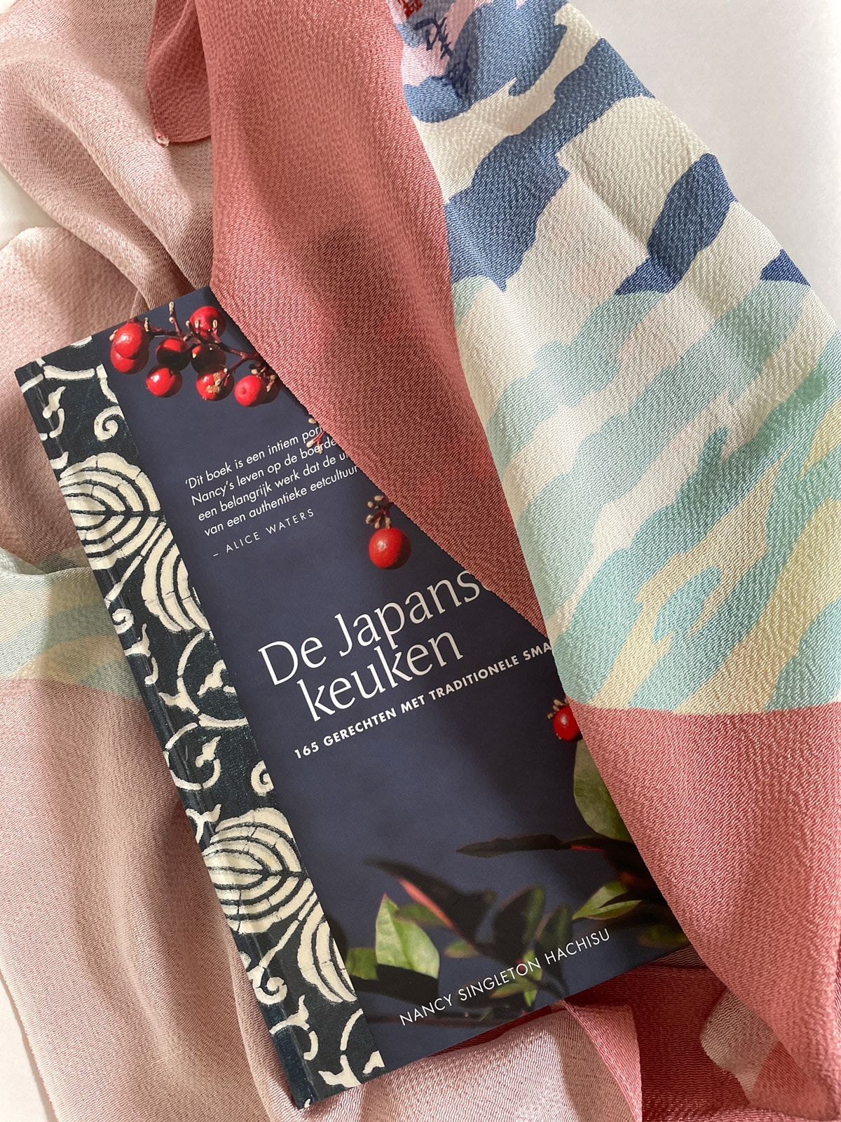 netherlands kimono natsukashii furoshiki mitsukoshi