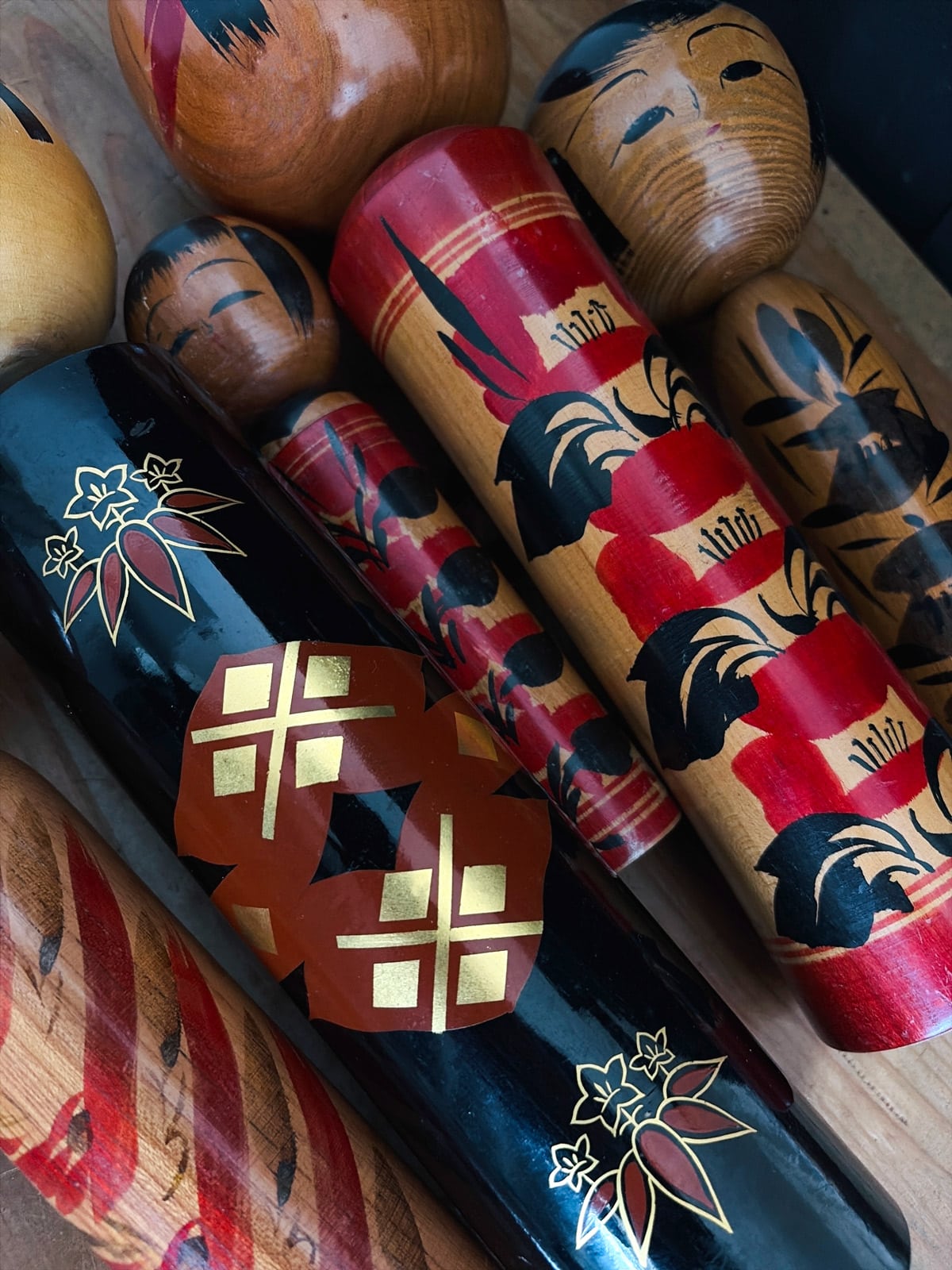 Vintage Kokeshi dolls in Togatta and Hijiori style