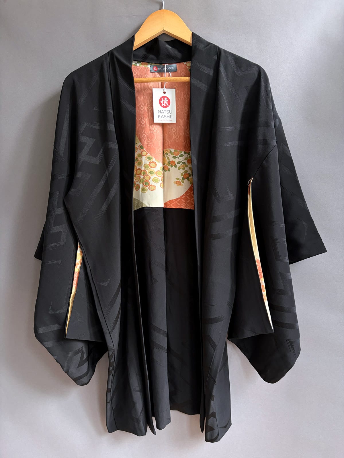 SAYAGATA - antique black SILK haori (kimono jacket) netherlandskimono natsukashii