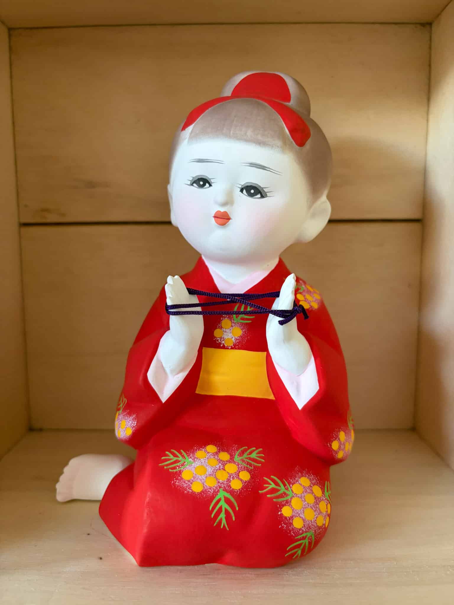 Hakata doll – Girl in red Kimono
