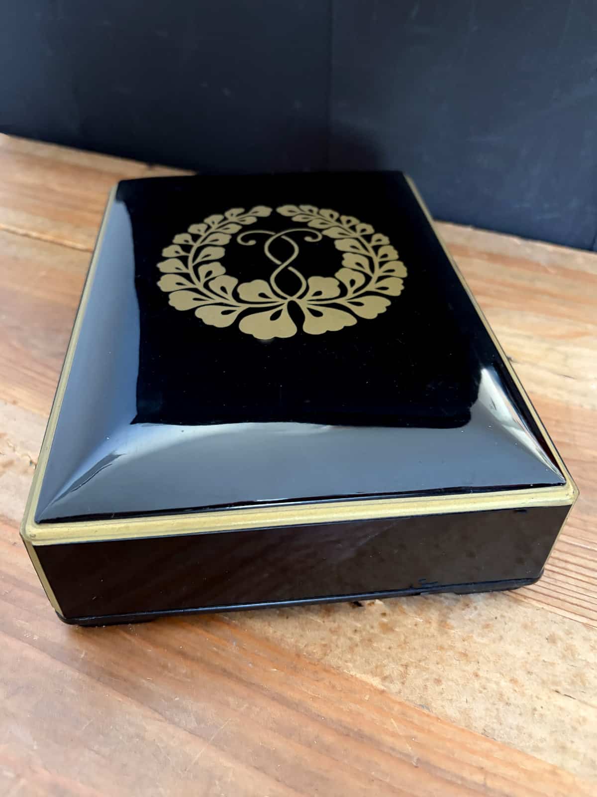 Vintage Fumibako – Japanese lacquered document box