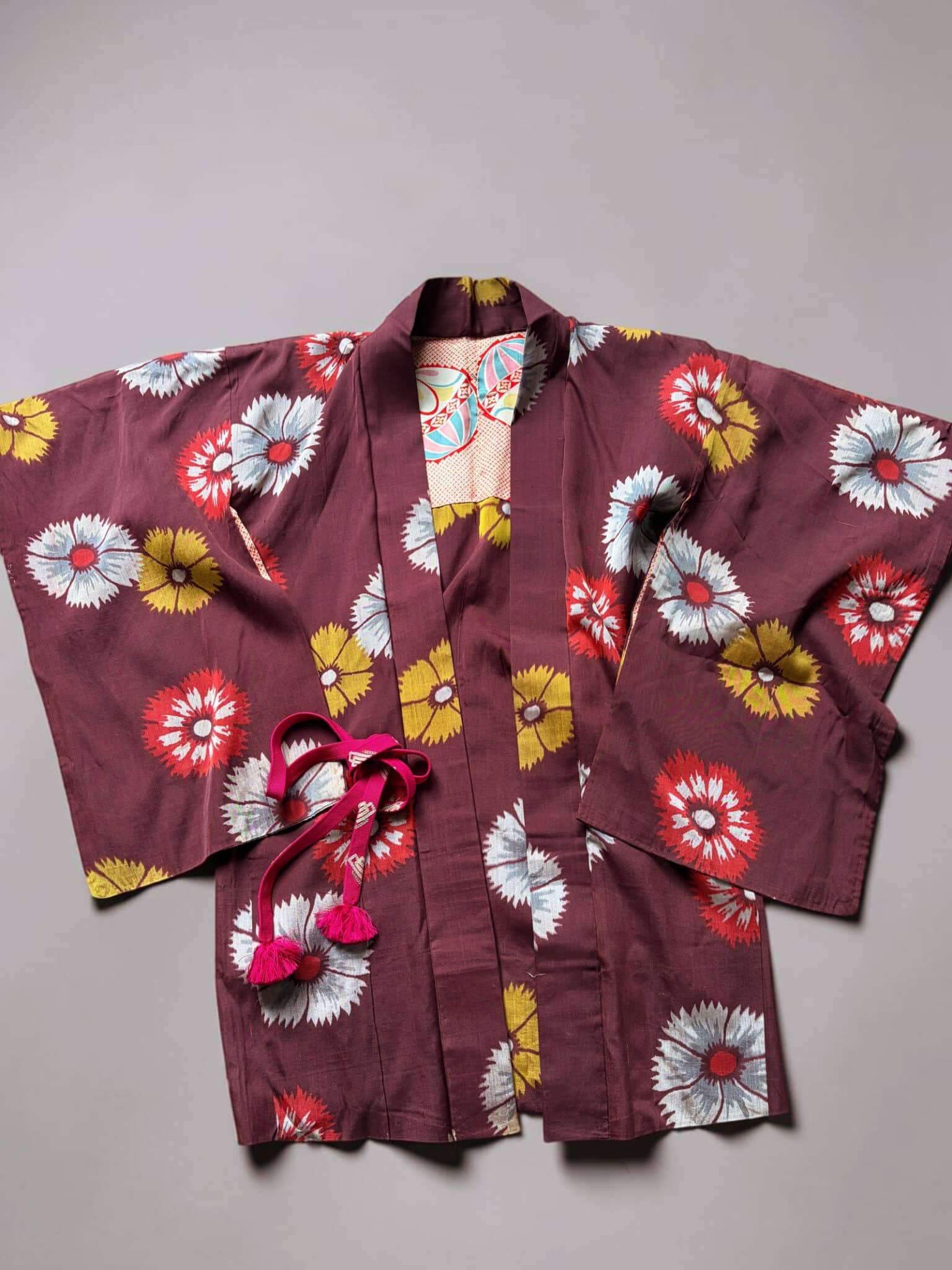 ETSUKO - antique silk Meisen Haori (Kimono jacket) in plum color with floral design natsukashii kimono netherlands