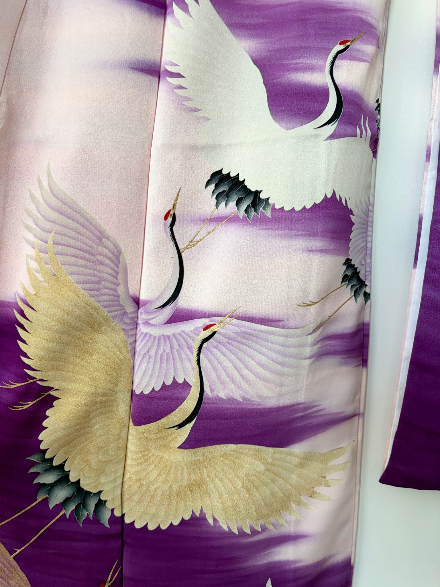 ASUKA - vintage silk Furisode Kimono with flying cranes natsukashii netherlandskimono