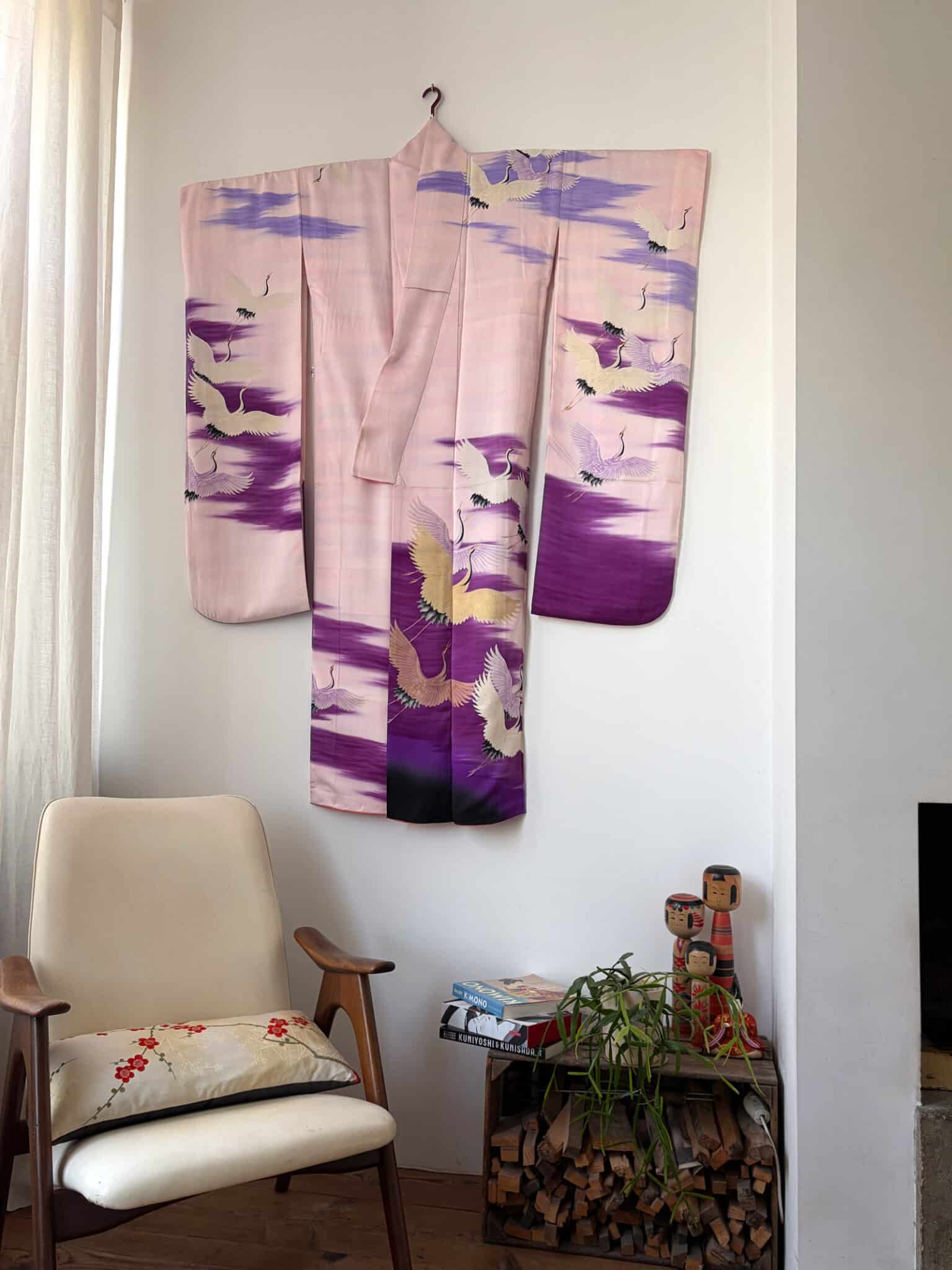 ASUKA - vintage silk Furisode Kimono with flying cranes natsukashii netherlandskimono